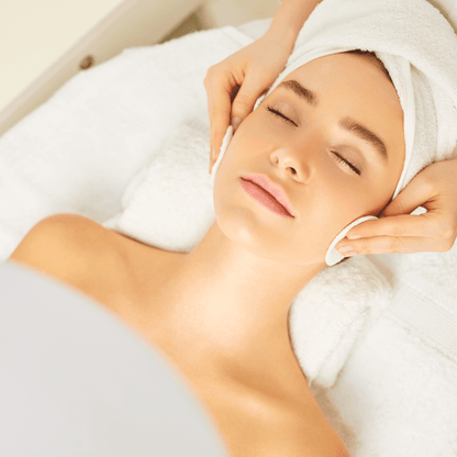 Kit Peeling Chimique – traitement facial relaxant avec soins professionnels pour la peau.