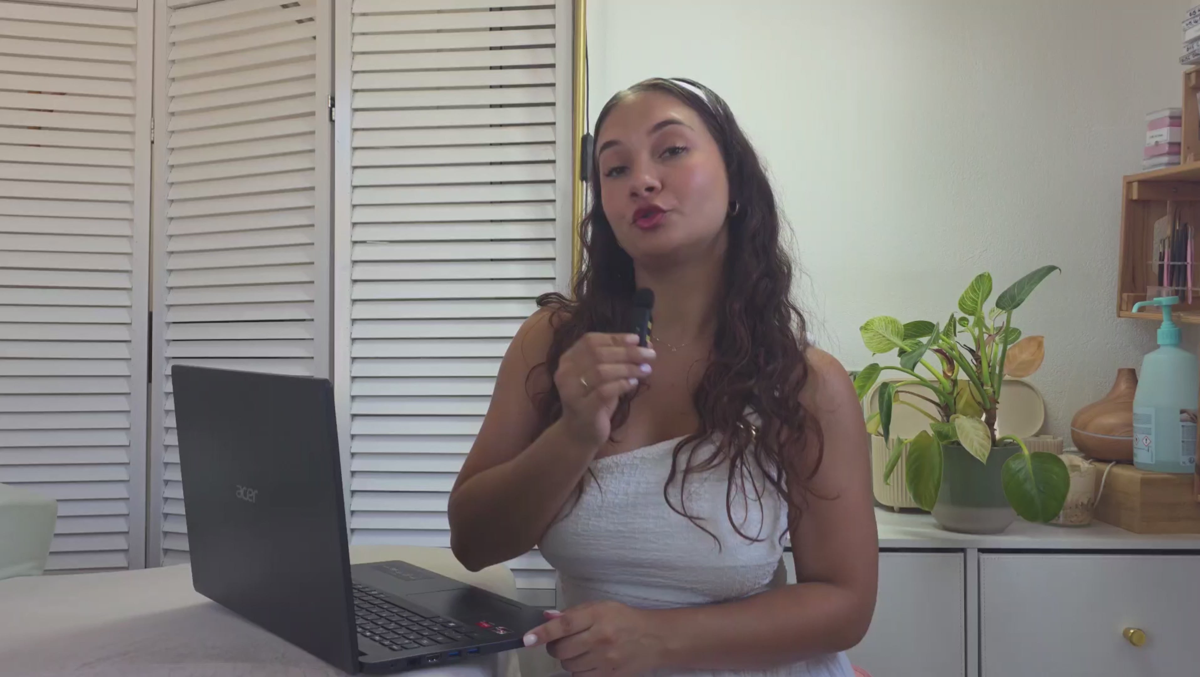 Charger la vidéo : Comment se passe une Formation en ligne chez Eleven Formation Esthetique
